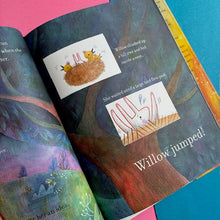 Load image into Gallery viewer, Shy Willow
