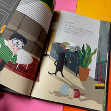 Load image into Gallery viewer, Ramon Fellini the Dog Detective
