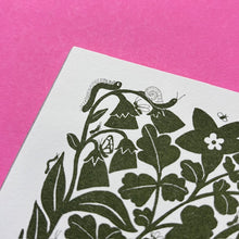 Load image into Gallery viewer, Garden Tangle
