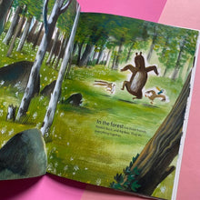Load image into Gallery viewer, Rabbit, DUCK &amp; BIG BEAR

