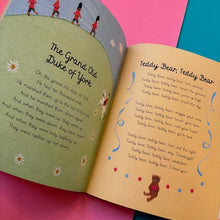 Load image into Gallery viewer, Sing With Your Baby Every Day : 30 songs and nursery rhymes to sing along to
