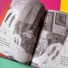 Load image into Gallery viewer, Scritch! Scratch! : An Itchy, Witchy Halloween Tale
