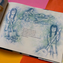 Load image into Gallery viewer, Rain Reading Horse
