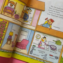 Load image into Gallery viewer, Richard Scarry's Best Little Word Book Ever!
