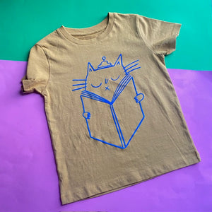 Cat Read T- shirt in Ochre