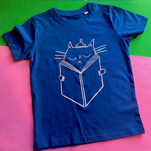 Load image into Gallery viewer, Cat Read T- shirt in Blue
