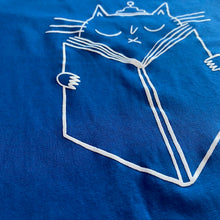 Load image into Gallery viewer, Cat Read T- shirt in Blue
