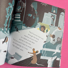 Load image into Gallery viewer, Books Make Good Pets

