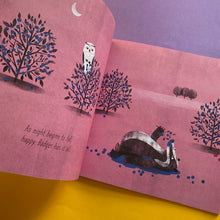 Load image into Gallery viewer, Blue badger &amp; The Beautiful berry
