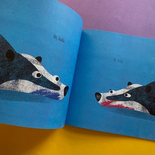 Load image into Gallery viewer, Blue badger &amp; The Beautiful berry
