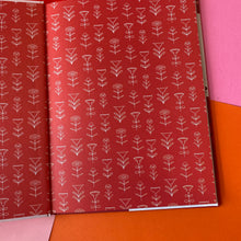 Load image into Gallery viewer, Violet Velvet Mittens With Everything
