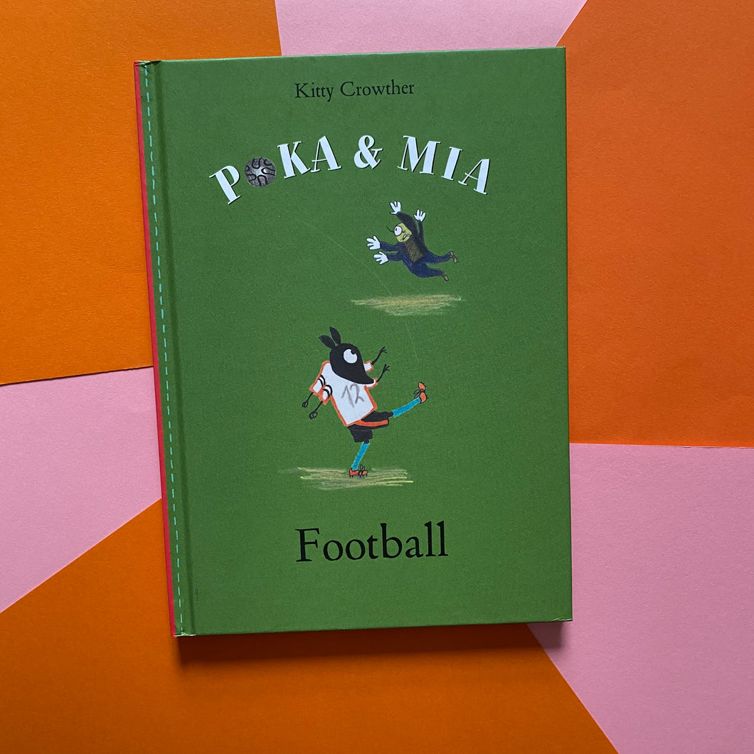 Poka & Mia - Football